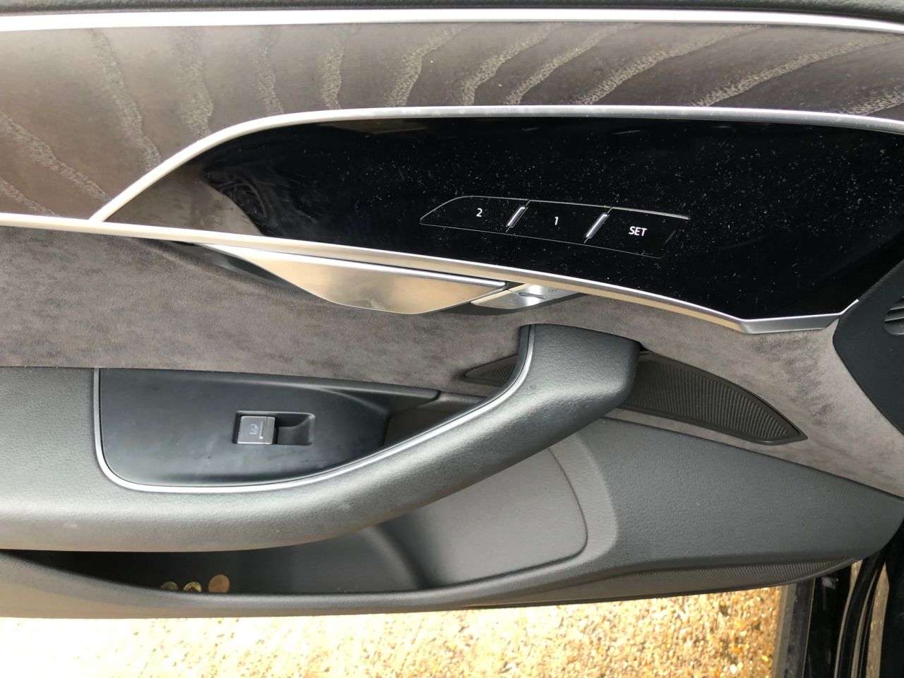 2018 AUDI A8 2018 AUDI A8