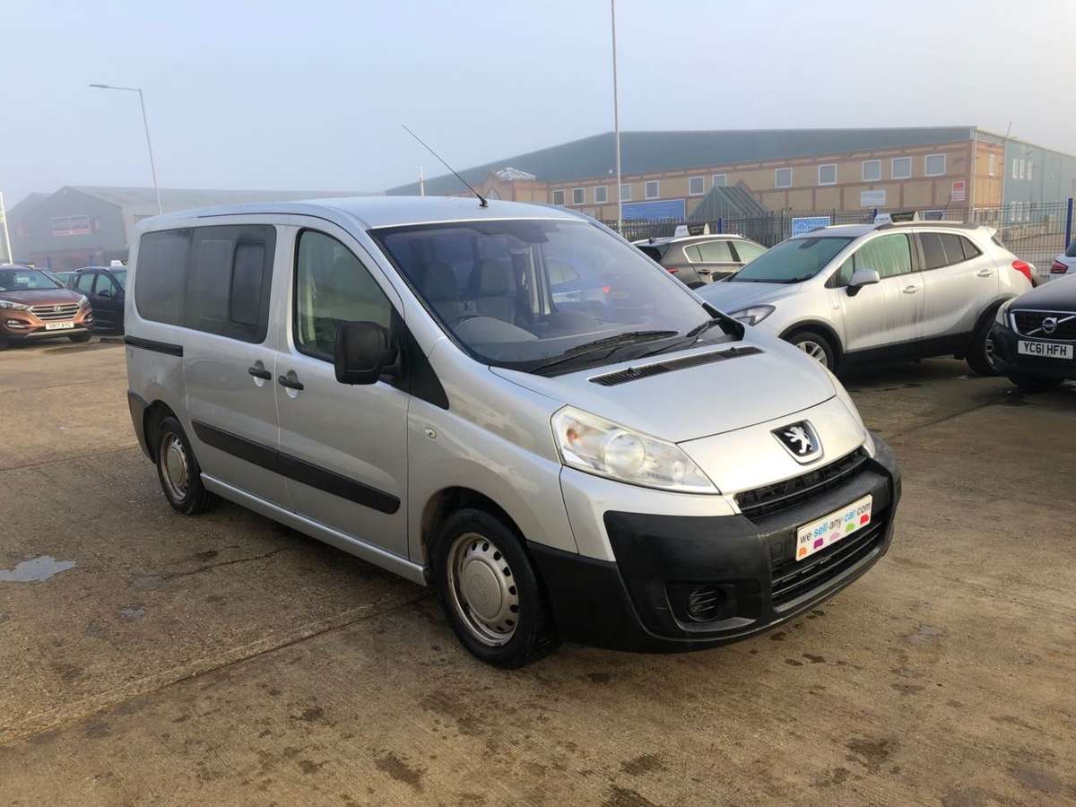 Check out this Peugeot Expert Tepee 2010 Diesel Manual