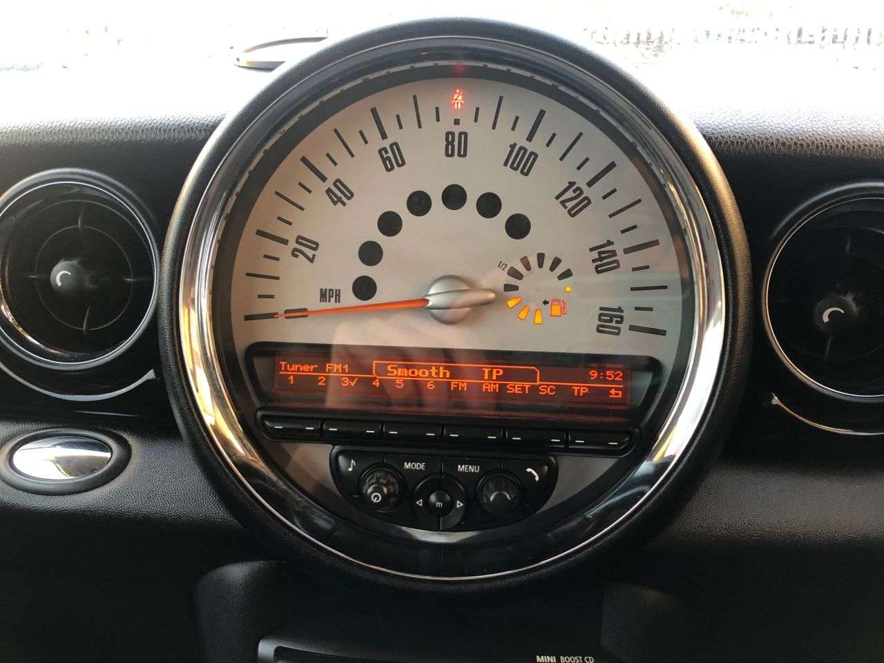 2011 MINI CLUBMAN 2011 MINI CLUBMAN