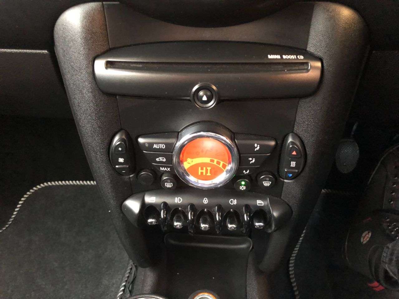 2011 MINI CLUBMAN 2011 MINI CLUBMAN