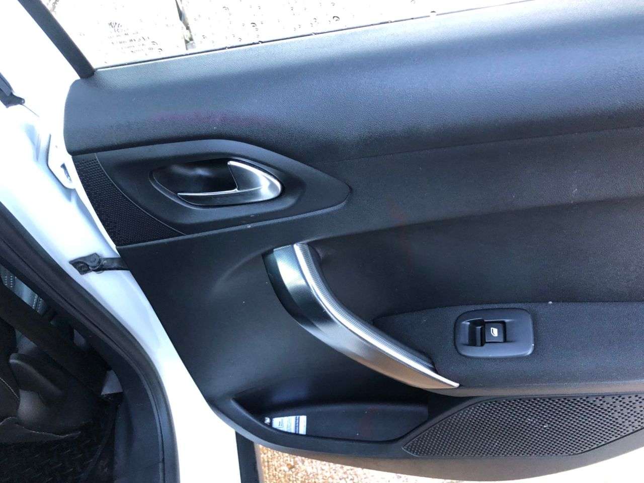 2016 PEUGEOT 2008 2016 PEUGEOT 2008