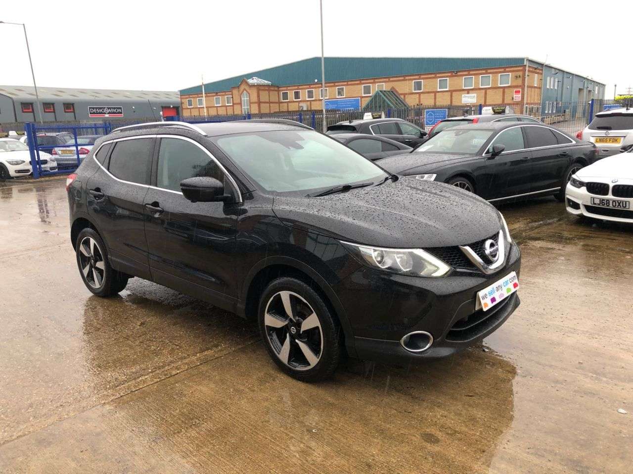 A 2016 NISSAN QASHQAI 1.6 dCi N-Connecta SUV 5dr Diesel XTRON 2WD Euro 6 (s/s) (130 ps) A 2016 NISSAN QASHQAI 1.6 dCi N-Connecta SUV 5dr Diesel XTRON 2WD Euro 6 (s/s) (130 ps)