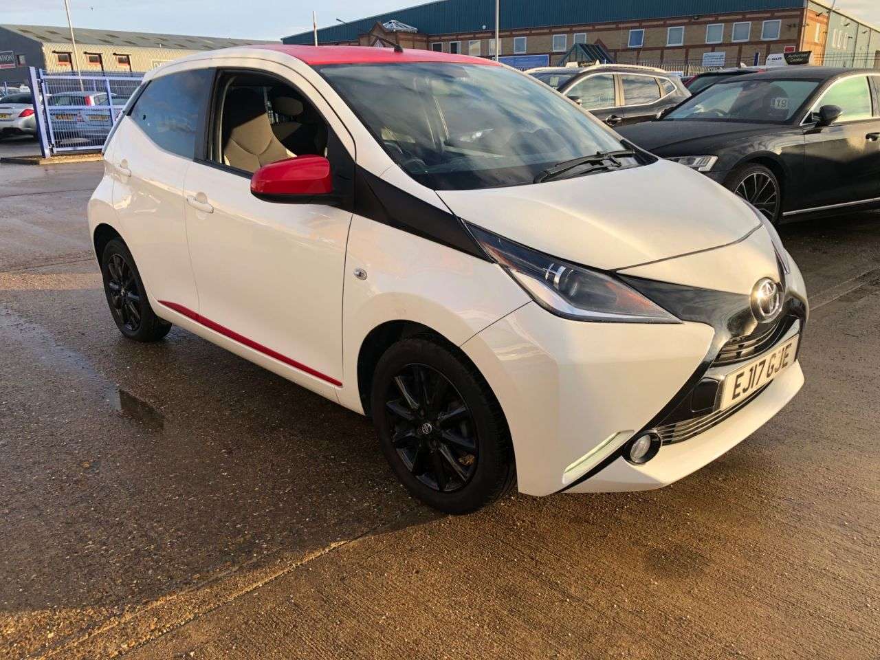 A 2017 TOYOTA AYGO 1.0 VVT-i x-press Hatchback 5dr Petrol Manual Euro 6 (68 ps) A 2017 TOYOTA AYGO 1.0 VVT-i x-press Hatchback 5dr Petrol Manual Euro 6 (68 ps)