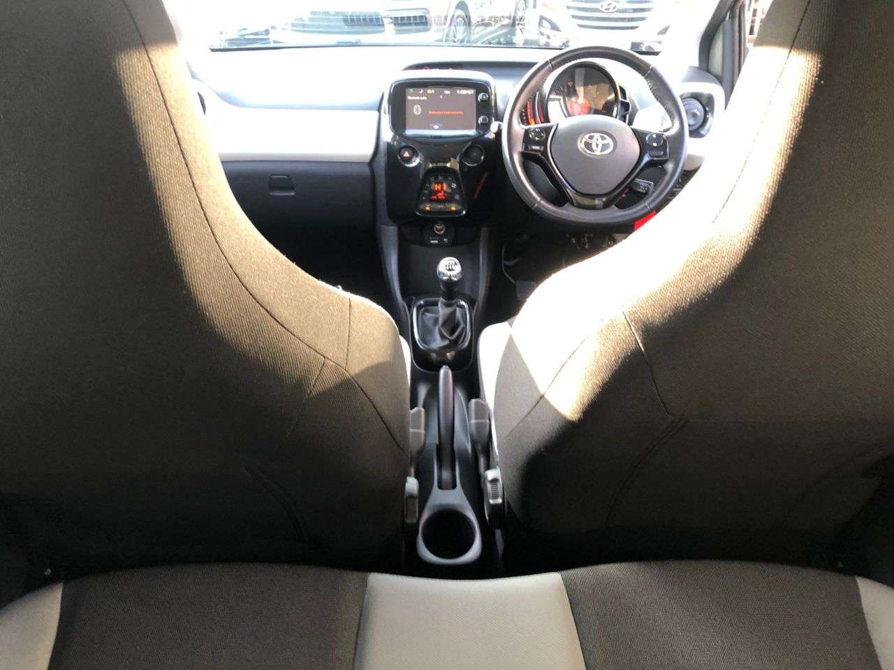 2017 TOYOTA AYGO 2017 TOYOTA AYGO