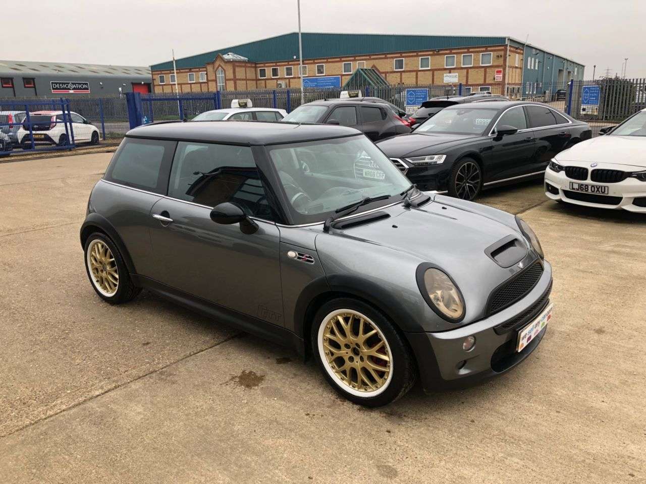 A 2004 MINI HATCH 1.6 Cooper S Hatchback 3dr Petrol Manual Euro 3 (163 bhp) THIS LITTLE BEAST A 2004 MINI HATCH 1.6 Cooper S Hatchback 3dr Petrol Manual Euro 3 (163 bhp) THIS LITTLE BEAST