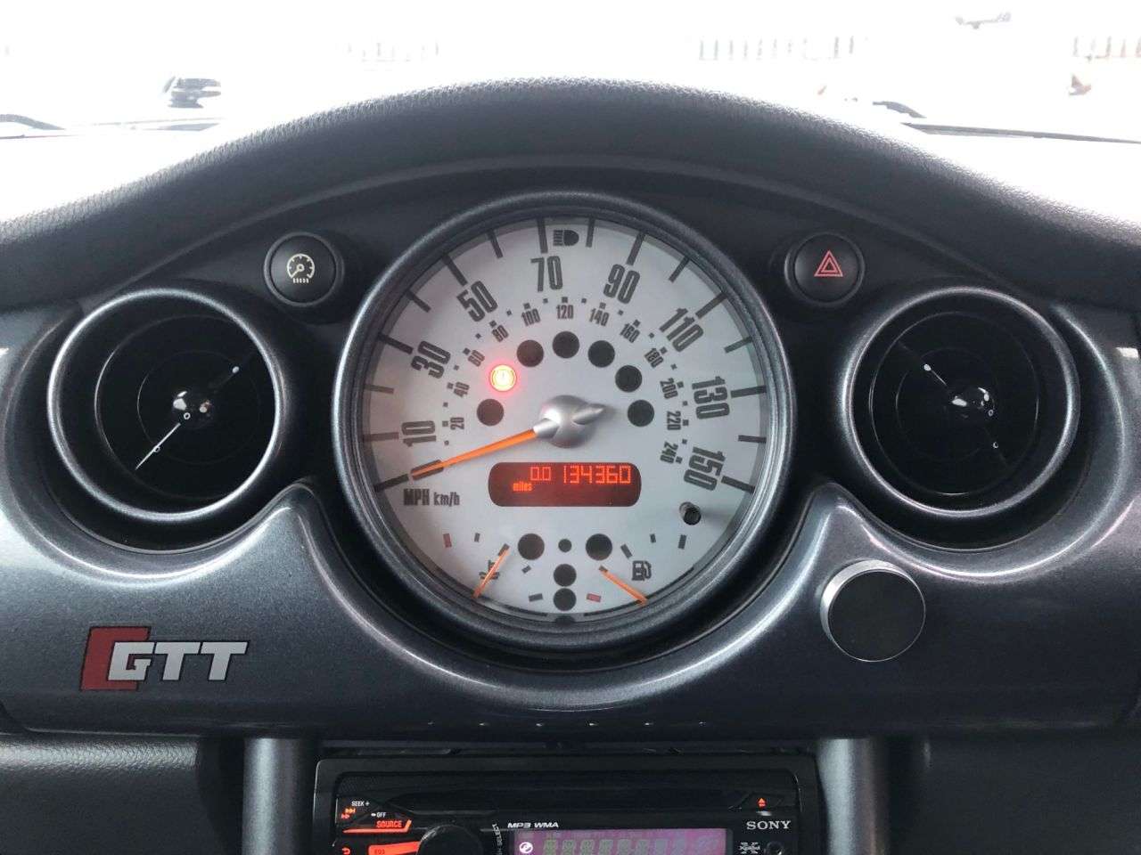 2004 MINI HATCH 2004 MINI HATCH