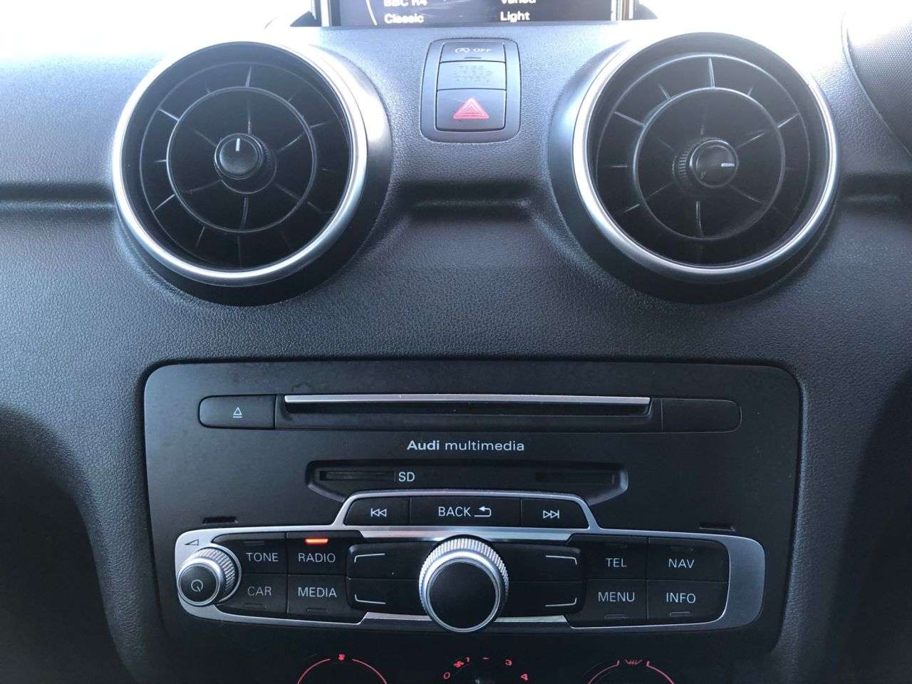 2015 AUDI A1 2015 AUDI A1