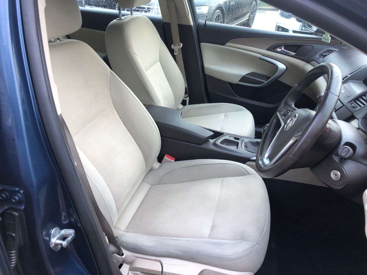 2011 VAUXHALL INSIGNIA 2011 VAUXHALL INSIGNIA