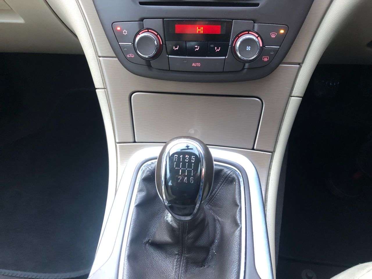 2011 VAUXHALL INSIGNIA 2011 VAUXHALL INSIGNIA