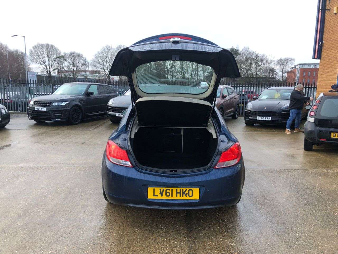 2011 VAUXHALL INSIGNIA 2011 VAUXHALL INSIGNIA