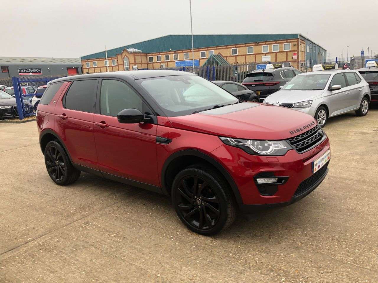 A 2016 LAND ROVER DISCOVERY SPORT 2.0 TD4 HSE Black SUV 5dr Diesel Auto 4WD Euro 6 (s/s) (180 ps) A 2016 LAND ROVER DISCOVERY SPORT 2.0 TD4 HSE Black SUV 5dr Diesel Auto 4WD Euro 6 (s/s) (180 ps)