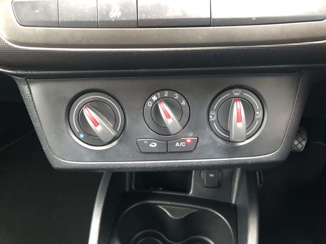 2015 SEAT IBIZA 2015 SEAT IBIZA