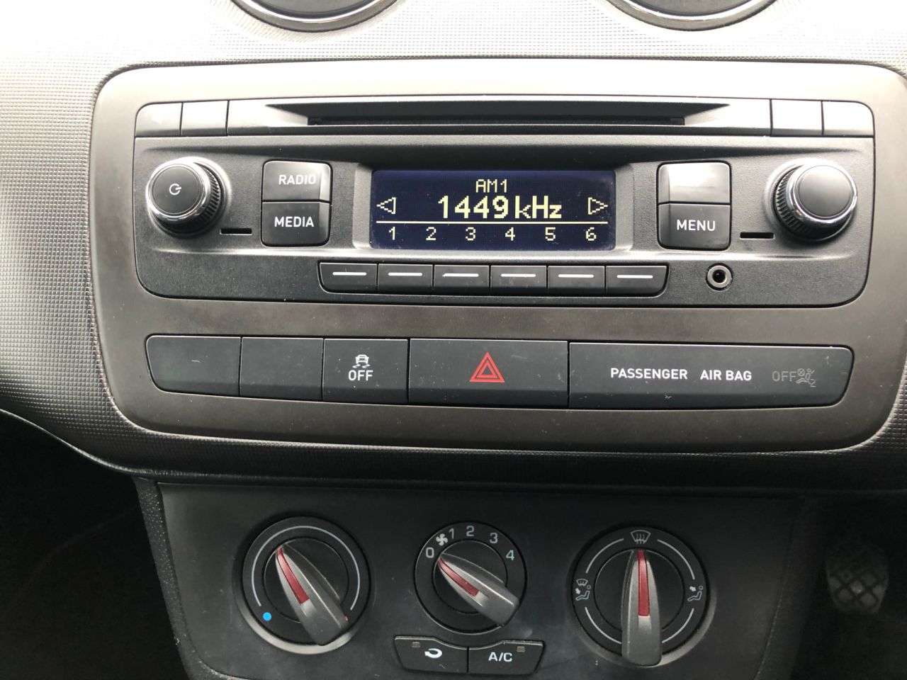 2015 SEAT IBIZA 2015 SEAT IBIZA