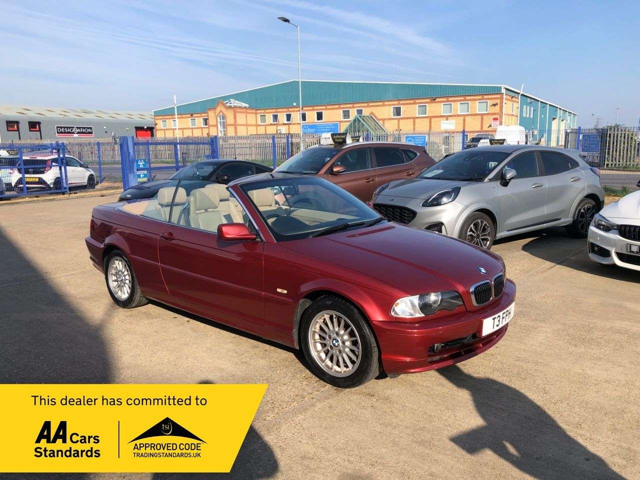 A 2000 BMW 3 SERIES 2.2 320Ci 320 Convertible 2dr Petrol Auto (236 g/km, 170 bhp) A 2000 BMW 3 SERIES 2.2 320Ci 320 Convertible 2dr Petrol Auto (236 g/km, 170 bhp)