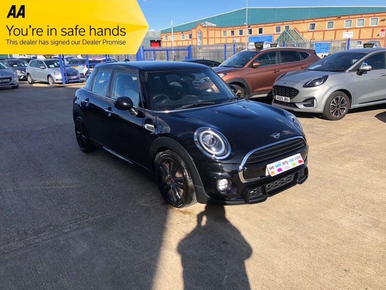 A 2019 MINI HATCH 1.5 Cooper Sport Hatchback 5dr Petrol Steptronic Euro 6 (s/s) (136 ps) A 2019 MINI HATCH 1.5 Cooper Sport Hatchback 5dr Petrol Steptronic Euro 6 (s/s) (136 ps)