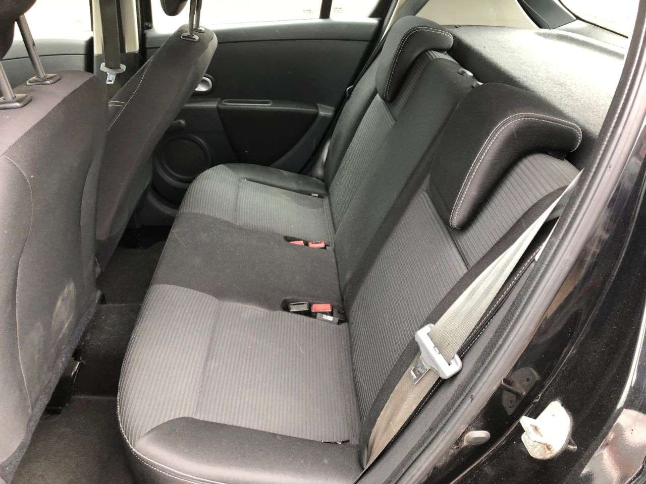 2012 RENAULT CLIO 2012 RENAULT CLIO