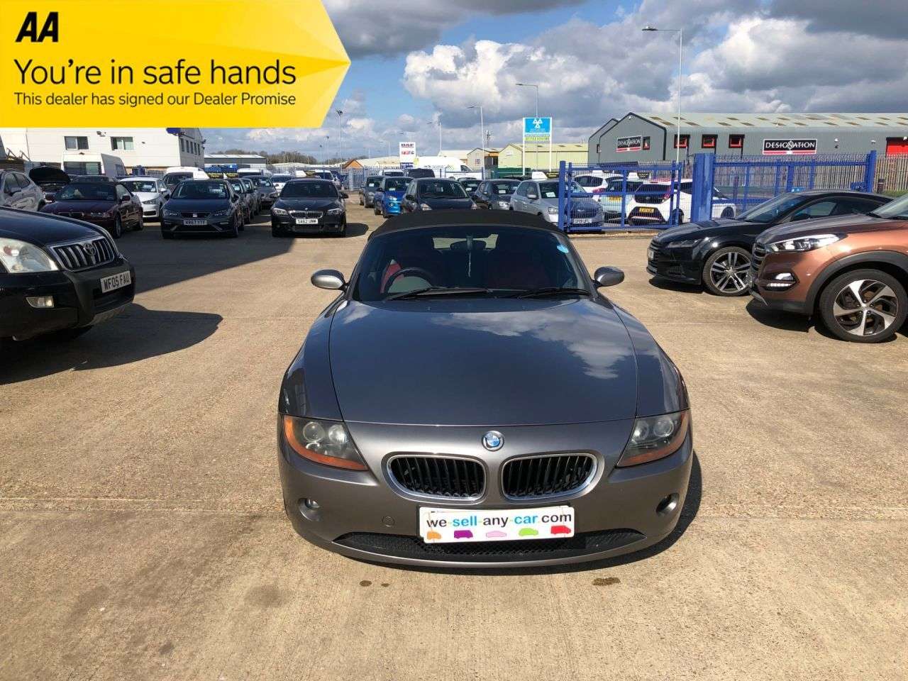 A 2003 BMW Z4 2.2i SE Convertible 2dr Petrol Manual Euro 3 (170 ps) A 2003 BMW Z4 2.2i SE Convertible 2dr Petrol Manual Euro 3 (170 ps)