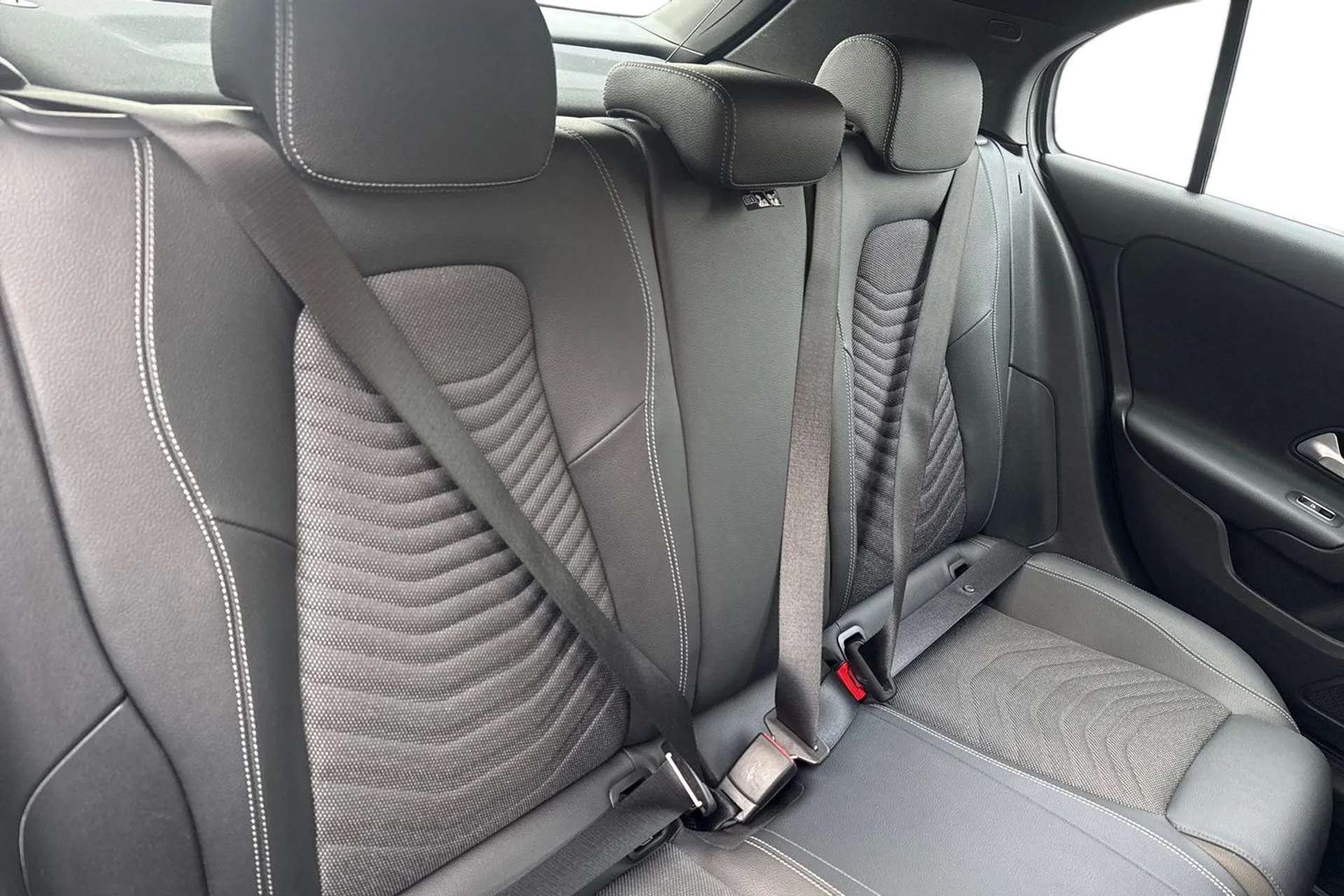 2021 MERCEDES-BENZ A CLASS 2021 MERCEDES-BENZ A CLASS