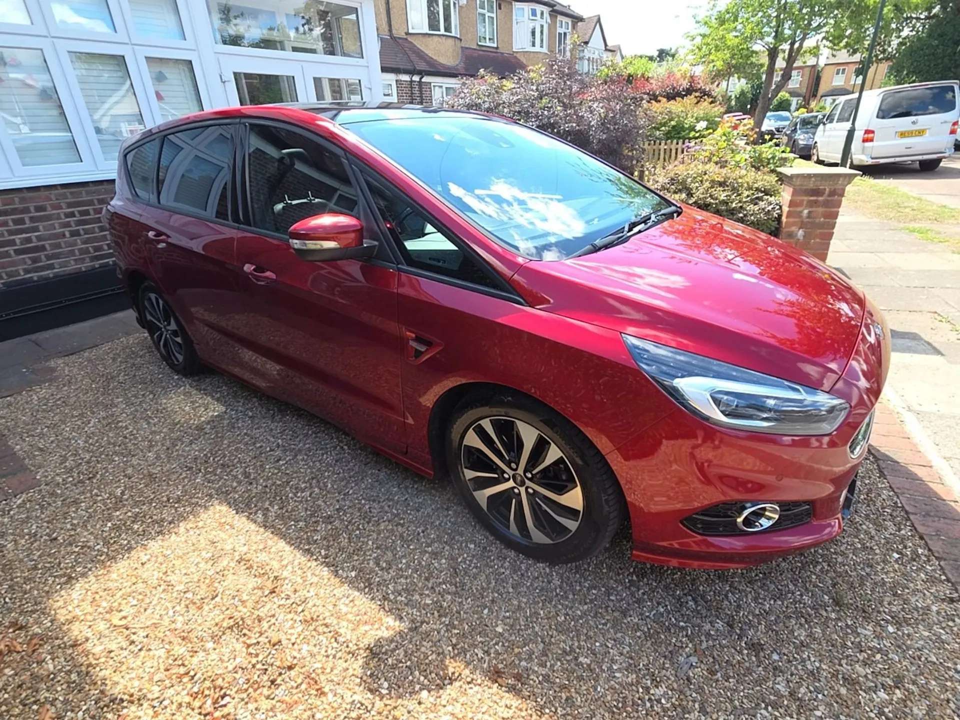 A 2019 FORD S-MAX 2.0 EcoBlue 190 ST-Line 5dr [Panorama Roof with Integrated Sunblind, LED Adaptive Headlights, Heated Steering Wheel, Rear Air Conditioning, Power Tail A 2019 FORD S-MAX 2.0 EcoBlue 190 ST-Line 5dr [Panorama Roof with Integrated Sunblind, LED Adaptive Headlights, Heated Steering Wheel, Rear Air Conditioning, Power Tail