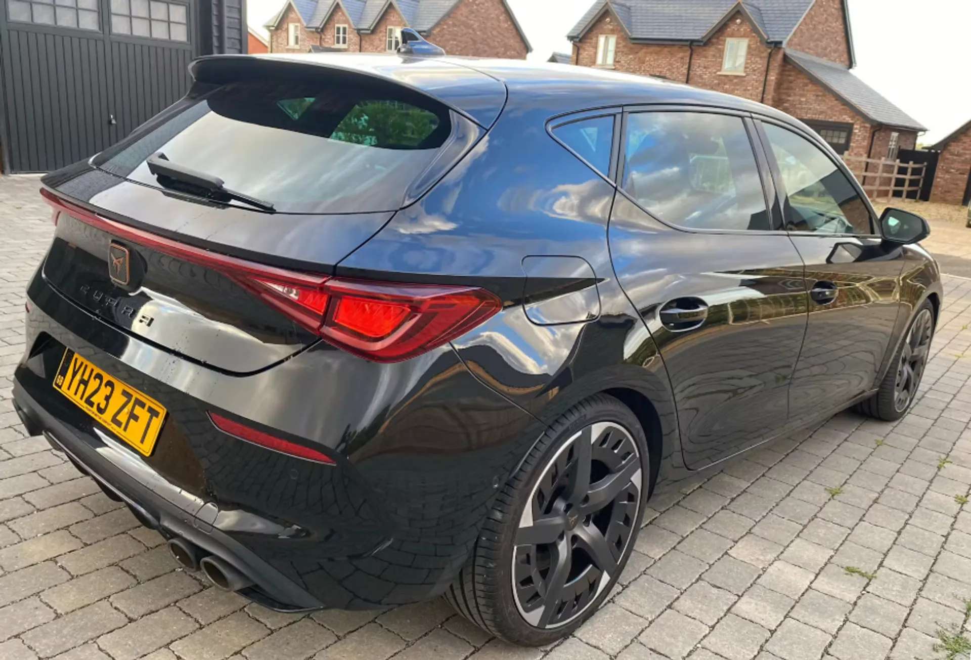 2023 CUPRA LEON 2023 CUPRA LEON