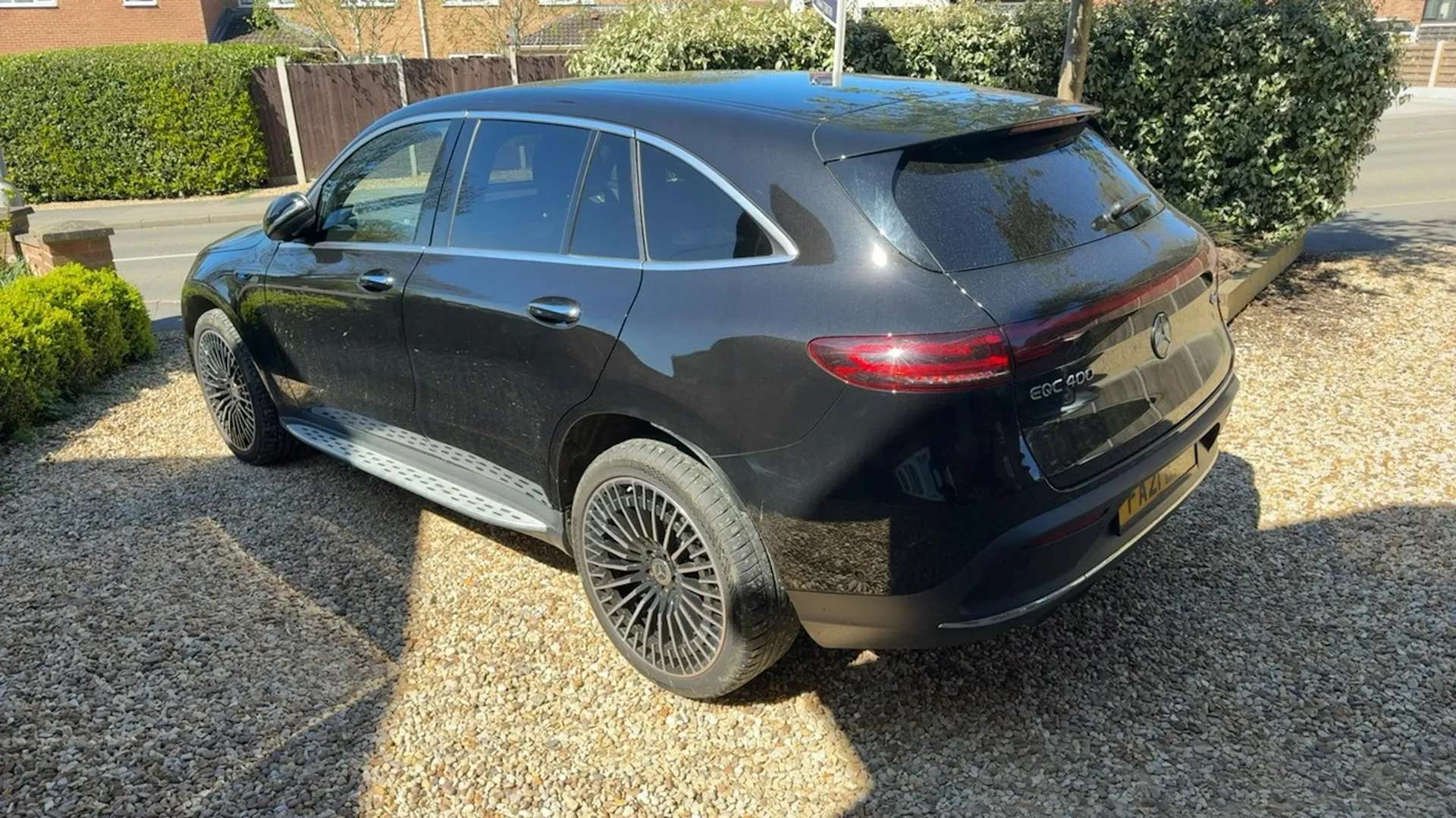 A 2021 MERCEDES-BENZ EQC EQC 400 300kW AMG Line Premium 80kWh 5dr Auto [21" Alloys, Easy Pack Tailgate, Privacy Glass, Air Balance Package, Dynamic Select, 4MATIC All Wheel Dr A 2021 MERCEDES-BENZ EQC EQC 400 300kW AMG Line Premium 80kWh 5dr Auto [21" Alloys, Easy Pack Tailgate, Privacy Glass, Air Balance Package, Dynamic Select, 4MATIC All Wheel Dr