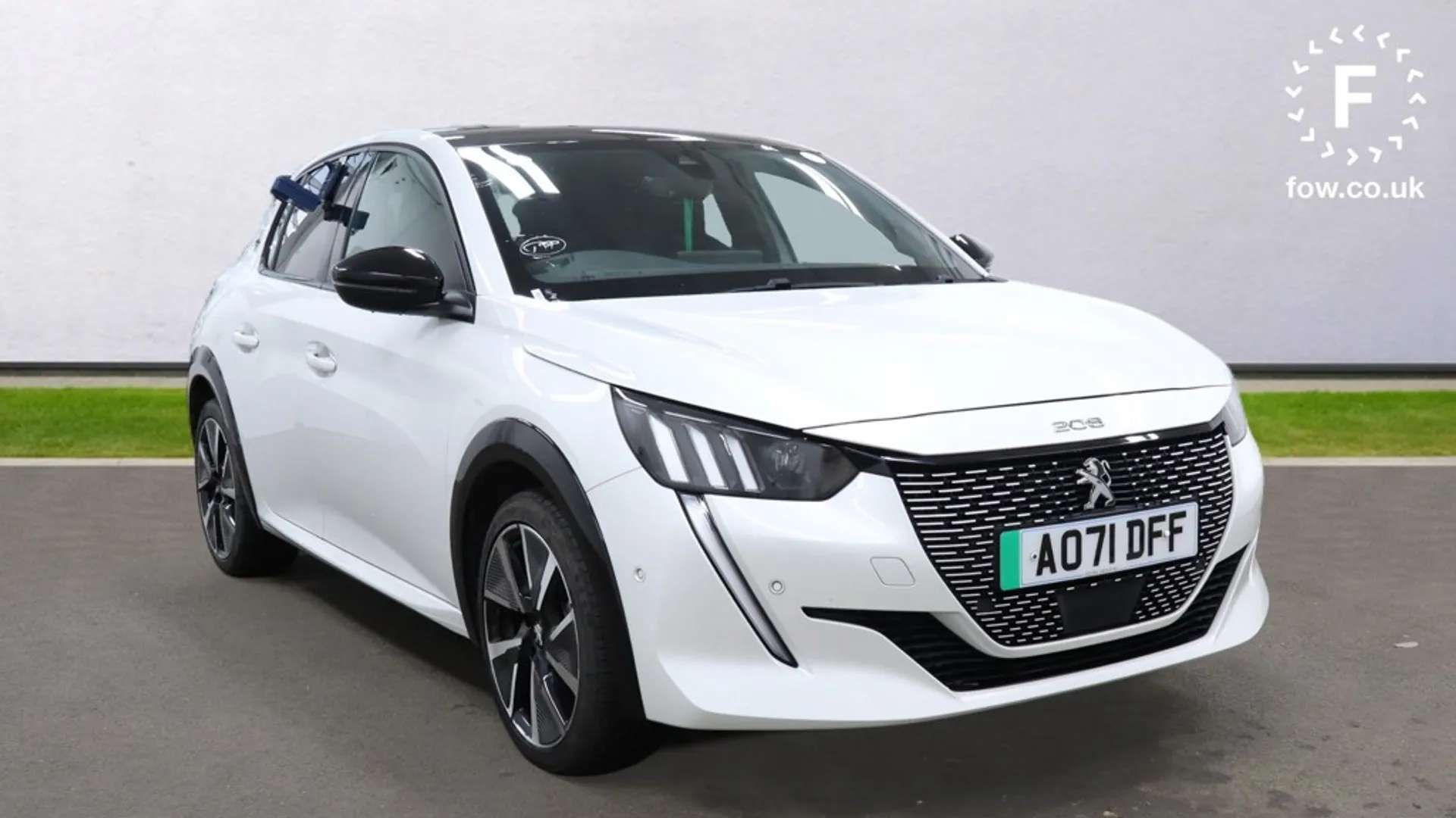 2021 PEUGEOT 208 2021 PEUGEOT 208