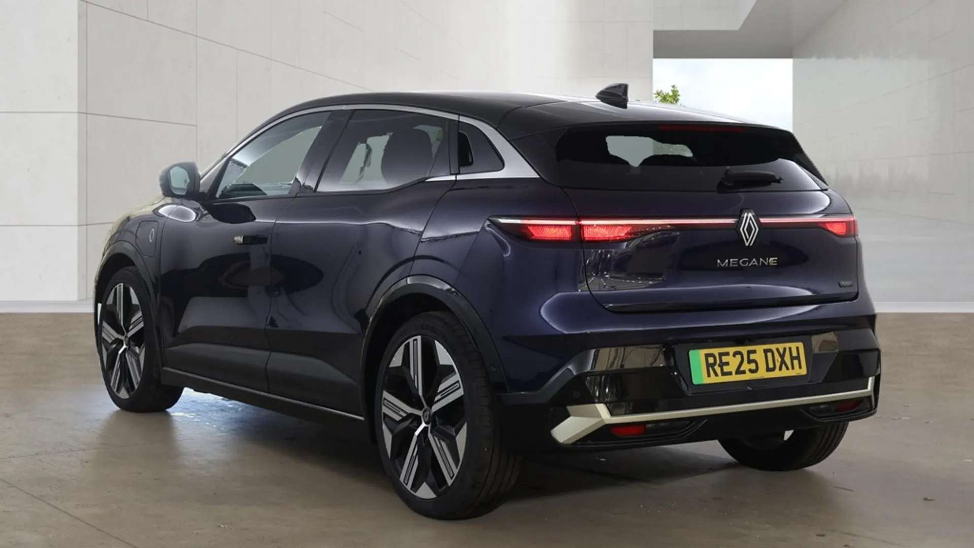 2025 RENAULT MEGANE E-TECH 2025 RENAULT MEGANE E-TECH