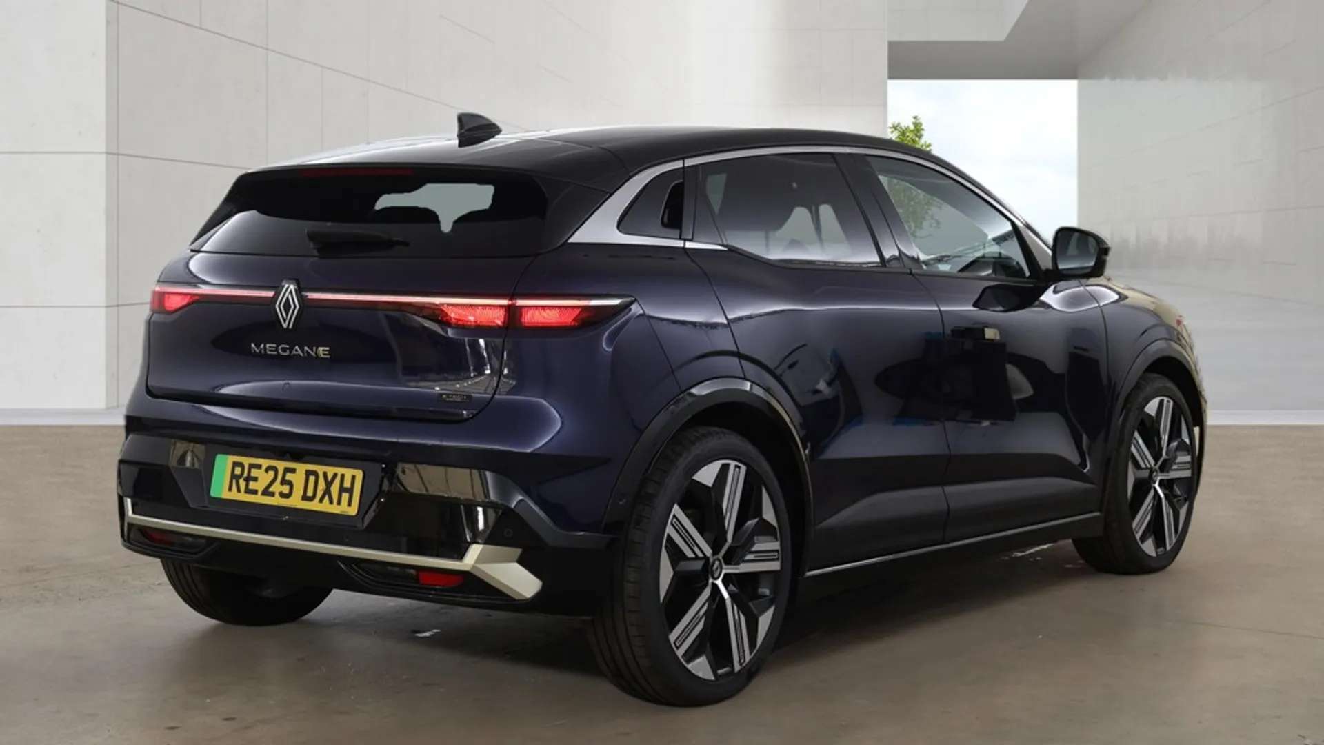 2025 RENAULT MEGANE E-TECH 2025 RENAULT MEGANE E-TECH