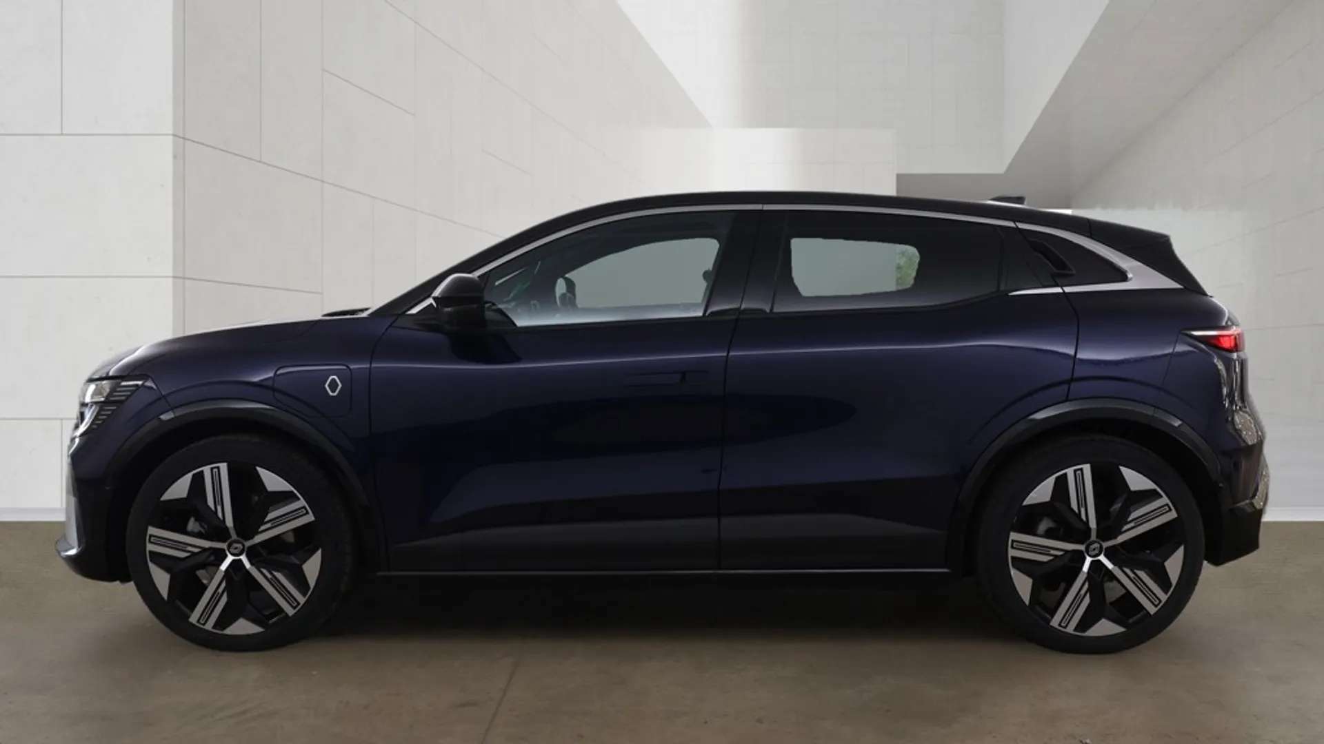 2025 RENAULT MEGANE E-TECH 2025 RENAULT MEGANE E-TECH
