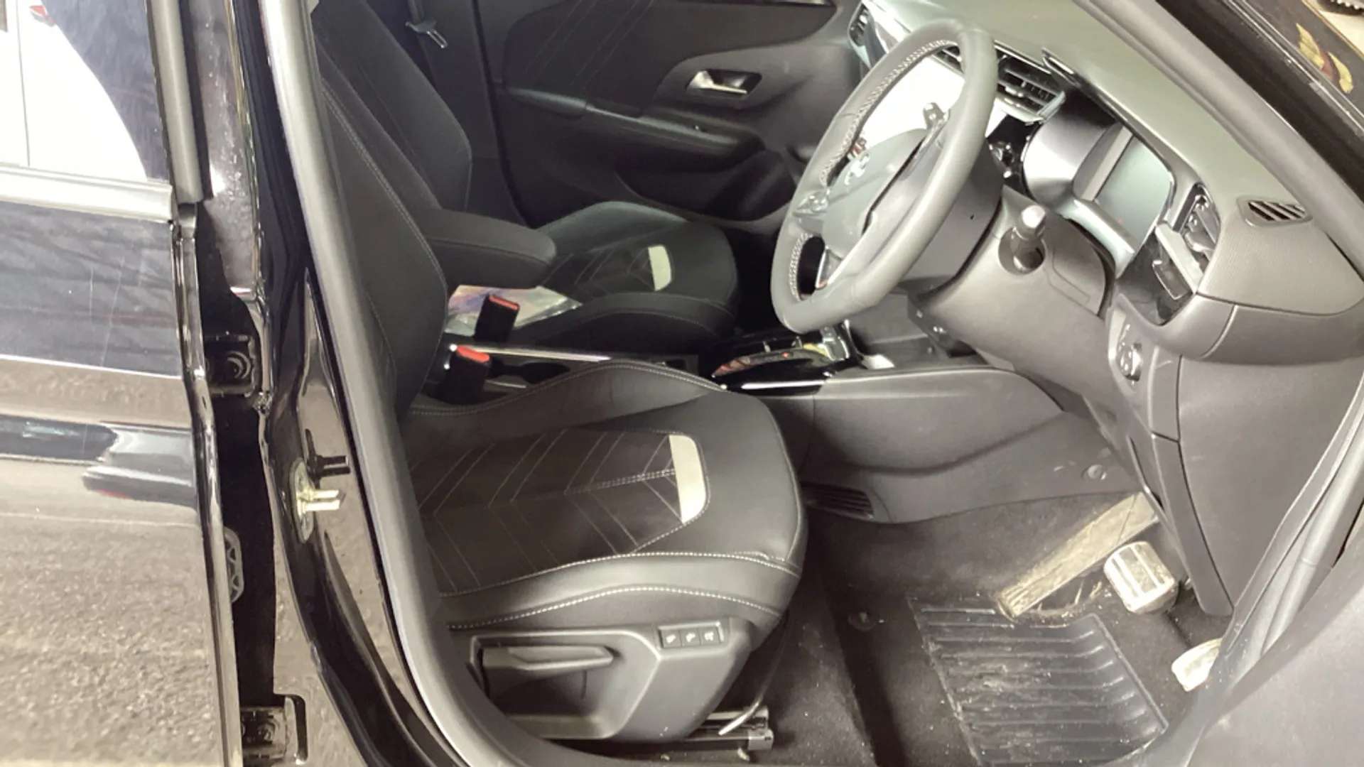 2024 VAUXHALL CORSA 2024 VAUXHALL CORSA