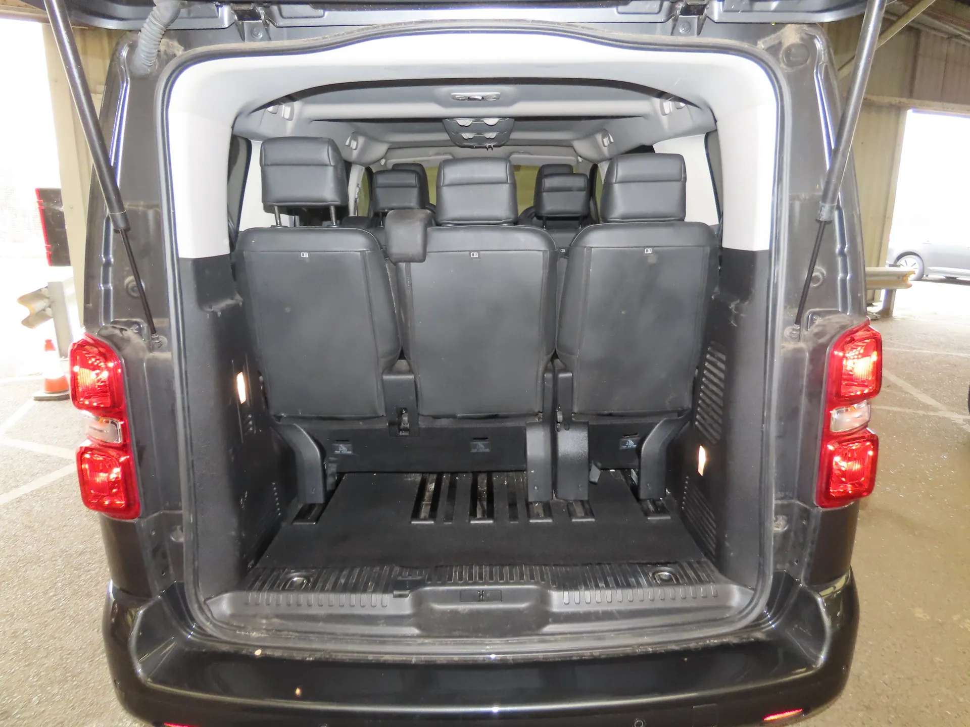2024 PEUGEOT TRAVELLER 2024 PEUGEOT TRAVELLER