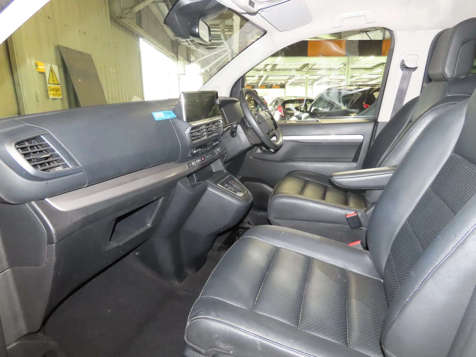 2024 PEUGEOT TRAVELLER 2024 PEUGEOT TRAVELLER