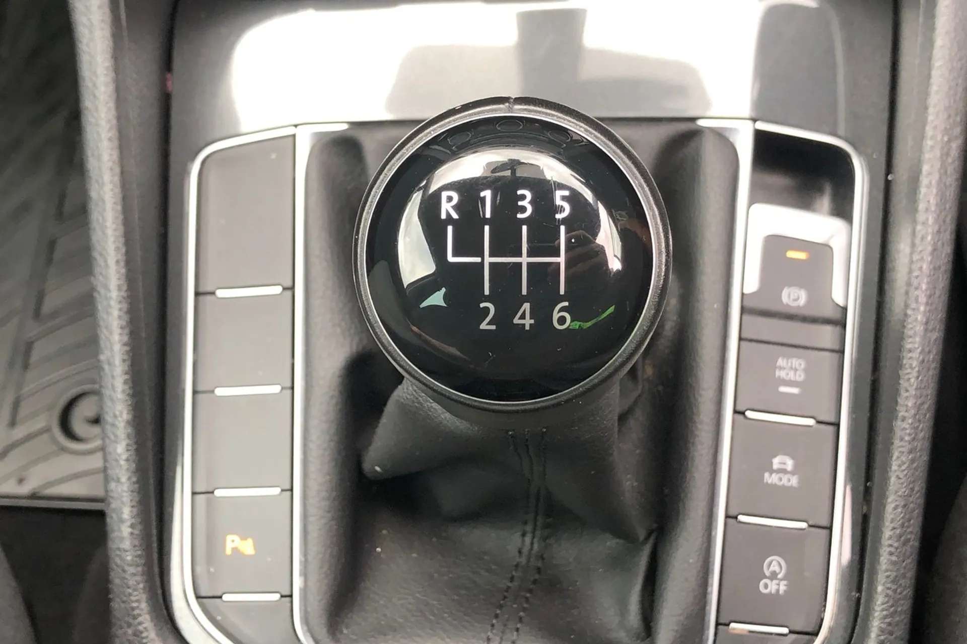 2020 VOLKSWAGEN GOLF SV 2020 VOLKSWAGEN GOLF SV