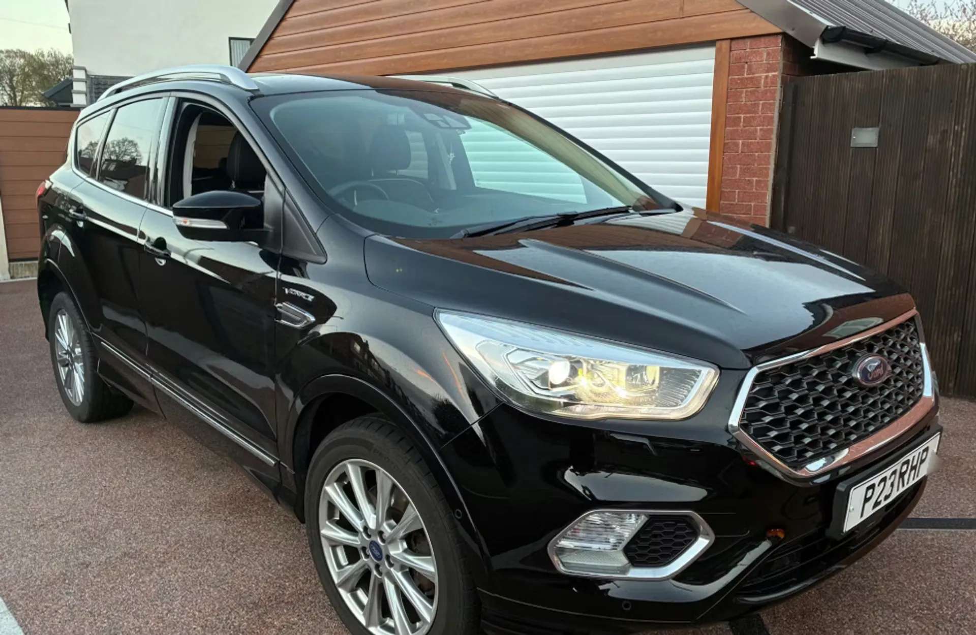 2018 FORD KUGA VIGNALE 2018 FORD KUGA VIGNALE