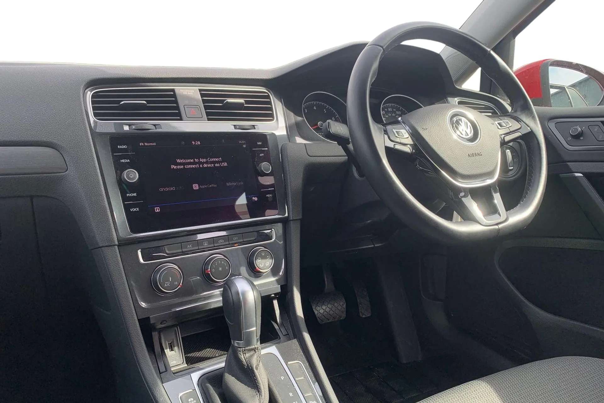 2019 VOLKSWAGEN GOLF 2019 VOLKSWAGEN GOLF