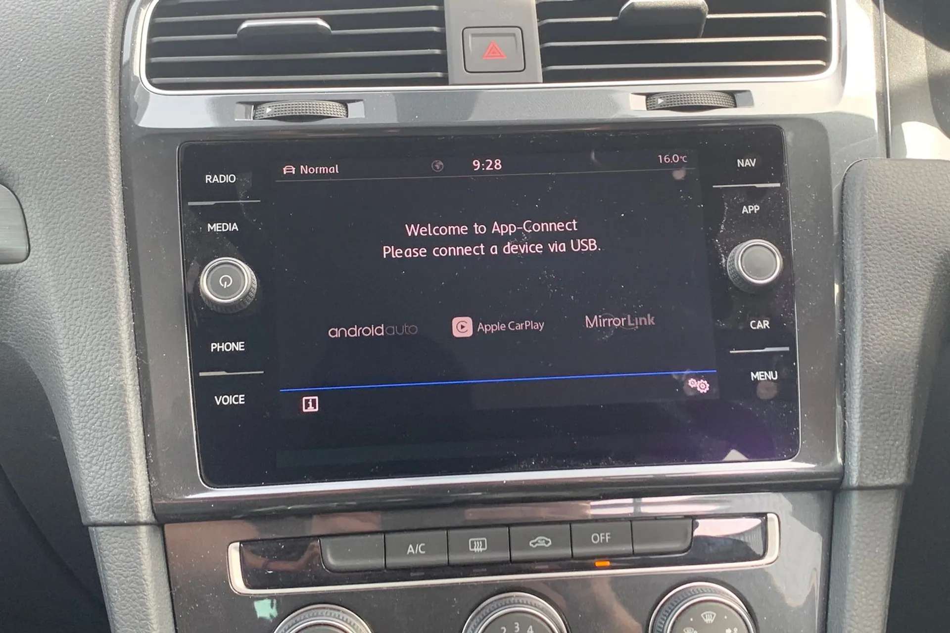 2019 VOLKSWAGEN GOLF 2019 VOLKSWAGEN GOLF