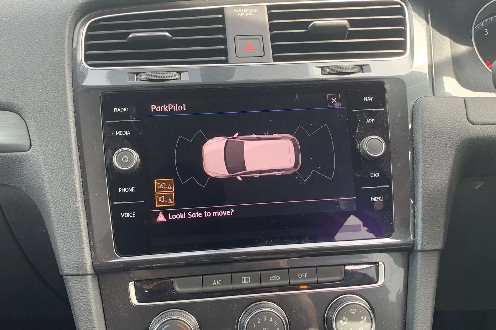 2019 VOLKSWAGEN GOLF 2019 VOLKSWAGEN GOLF