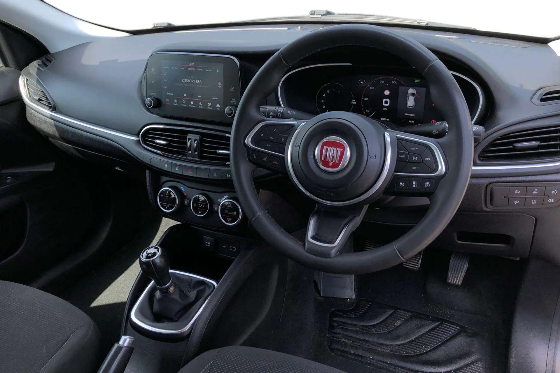 2021 FIAT TIPO 2021 FIAT TIPO