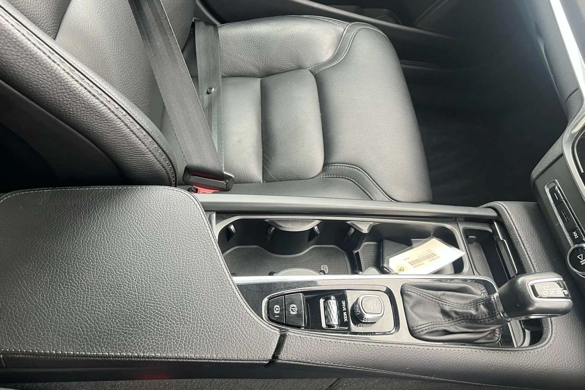 2018 VOLVO V90 2018 VOLVO V90