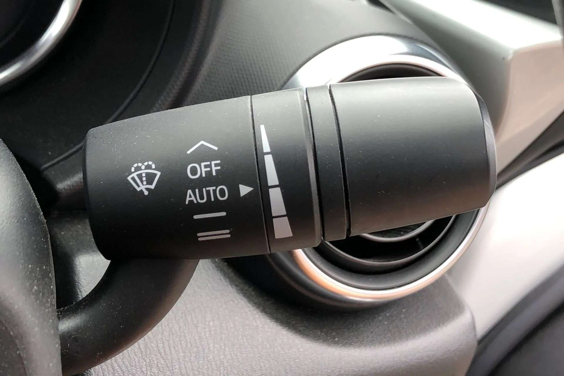 2019 MAZDA MX-5 2019 MAZDA MX-5