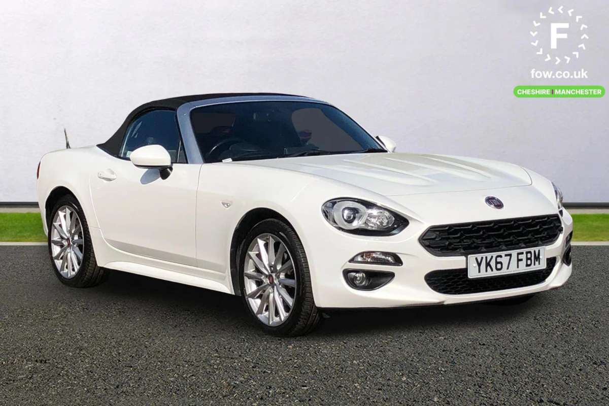 Check out this Fiat 124 Spider 2017 Petrol Manual