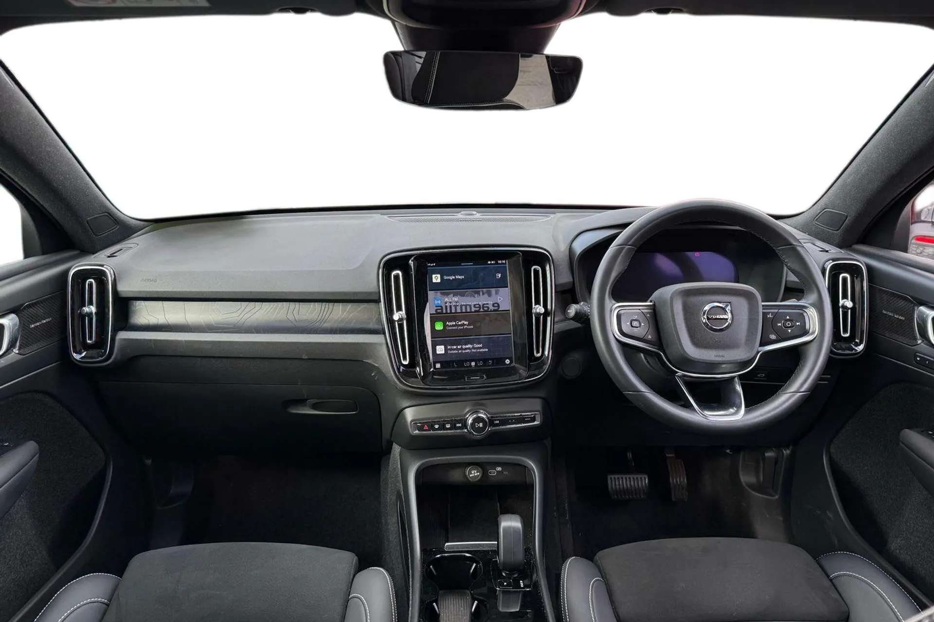 2023 VOLVO C40 2023 VOLVO C40