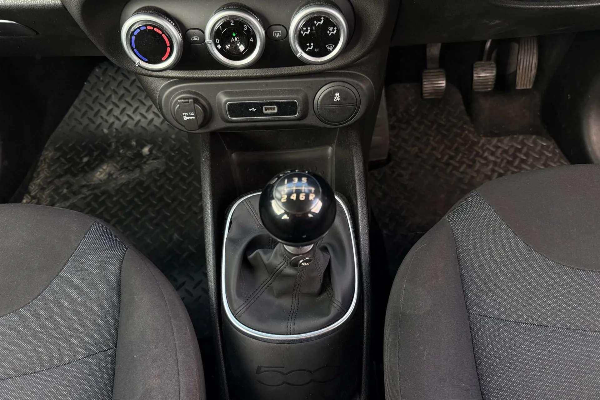 2019 FIAT 500L 2019 FIAT 500L