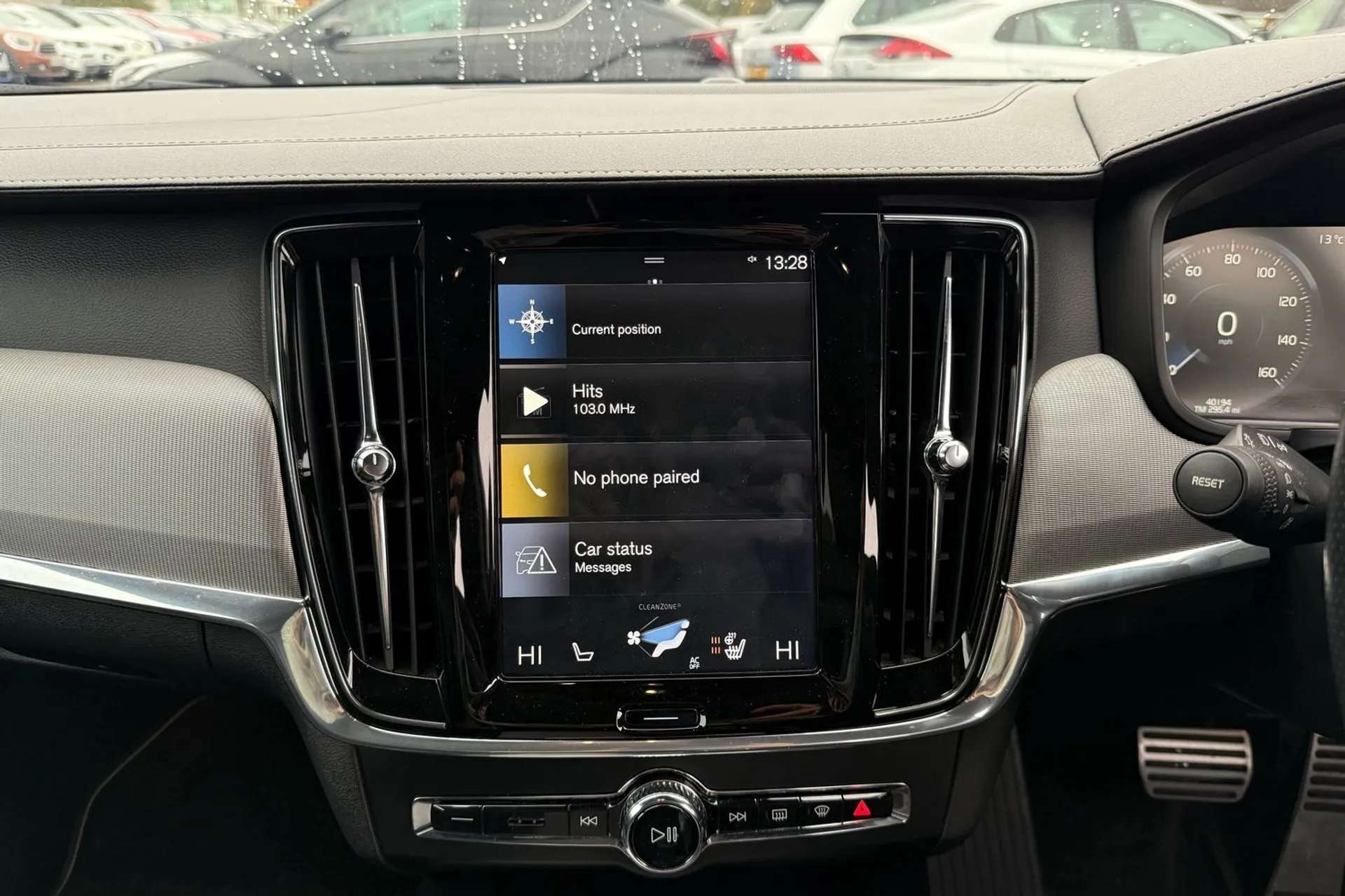 2019 VOLVO V90 2019 VOLVO V90