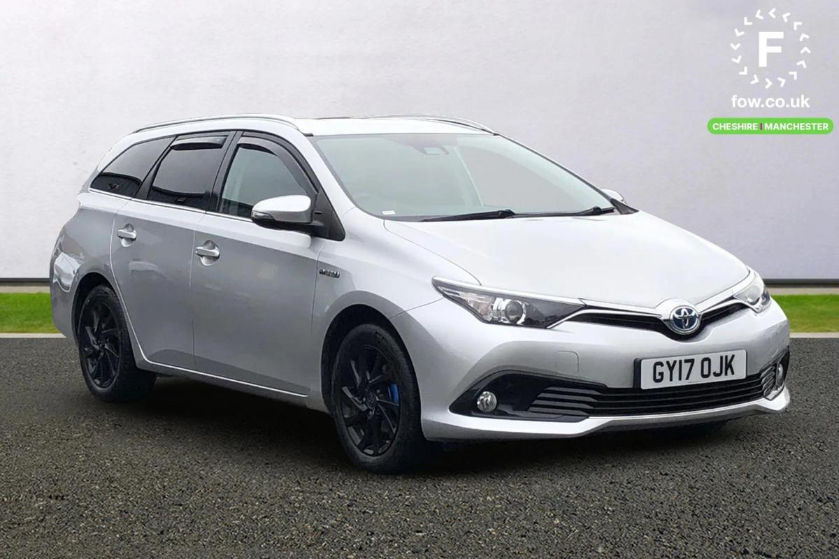 Check out this Toyota Auris 2017 Hybrid Electric Automatic