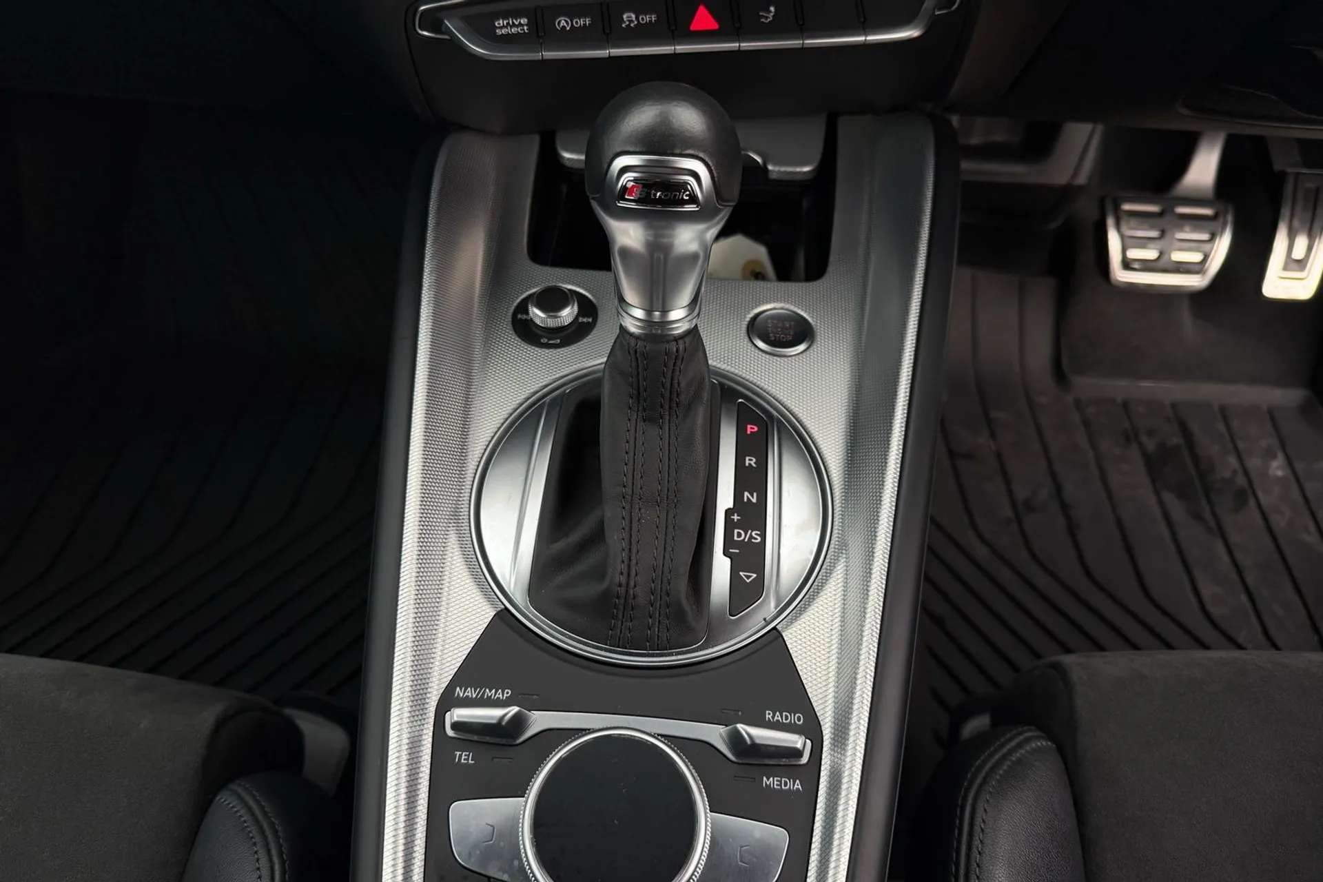 2021 AUDI TT 2021 AUDI TT