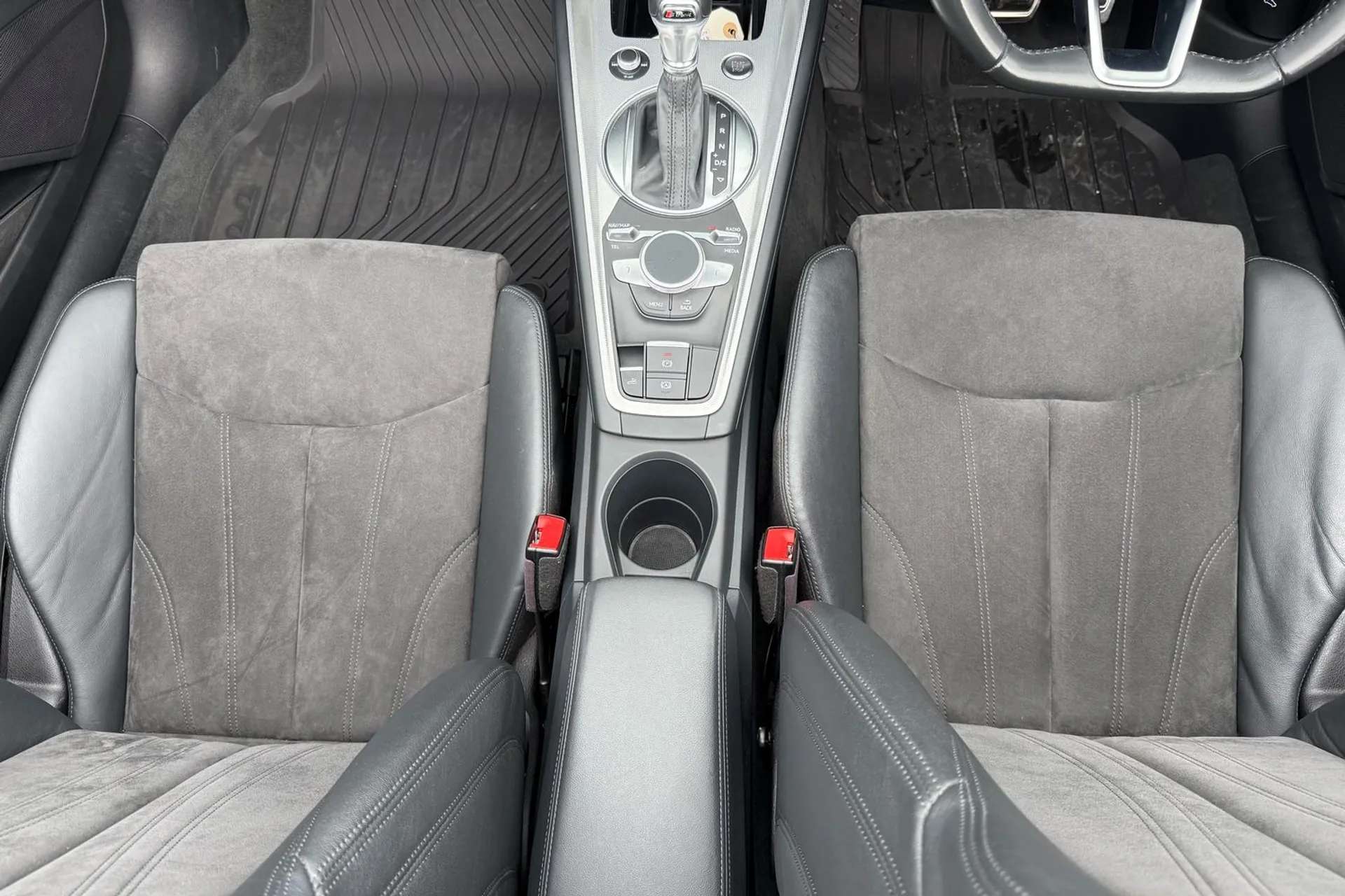 2021 AUDI TT 2021 AUDI TT