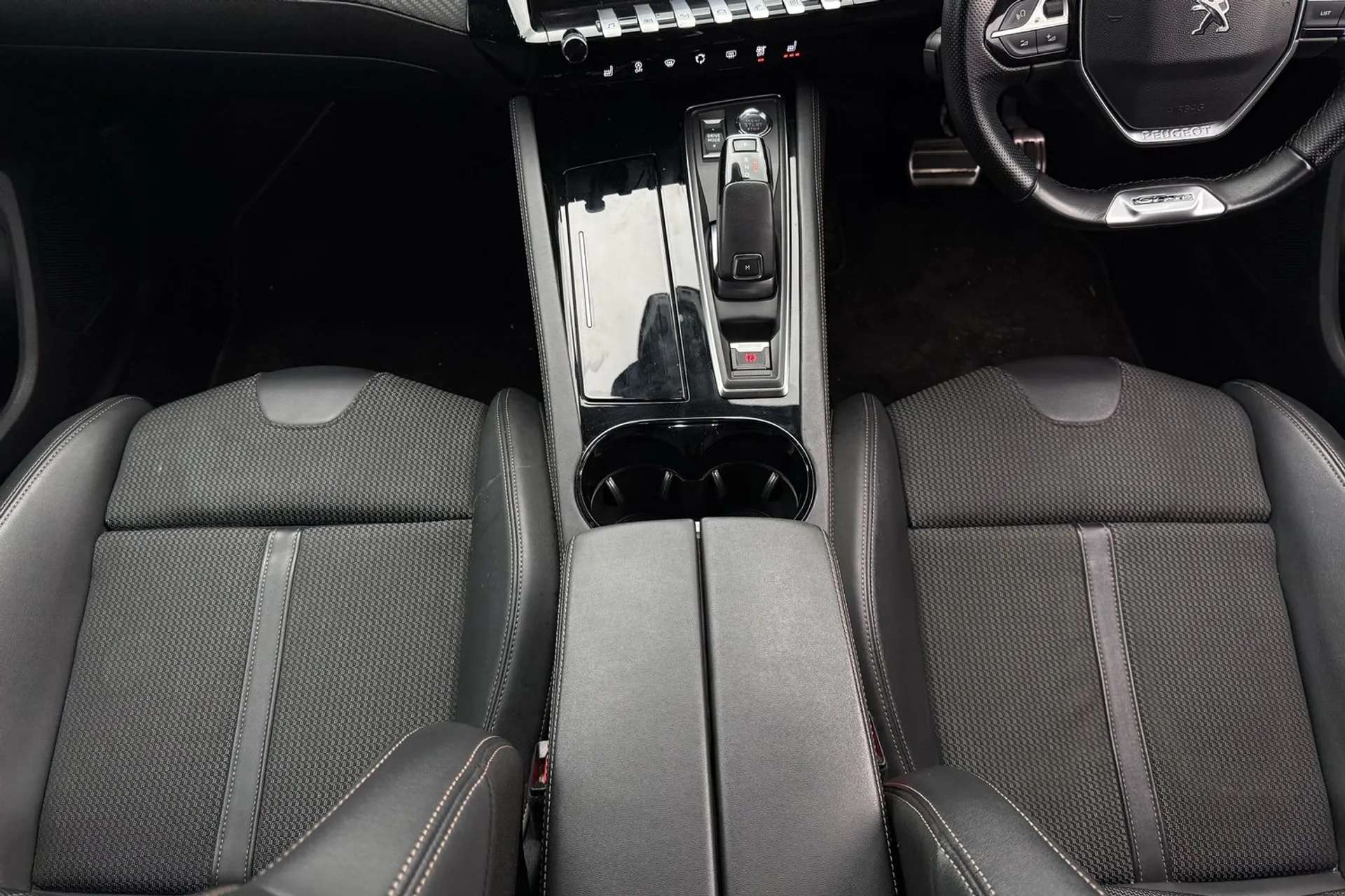 2021 PEUGEOT 508 2021 PEUGEOT 508