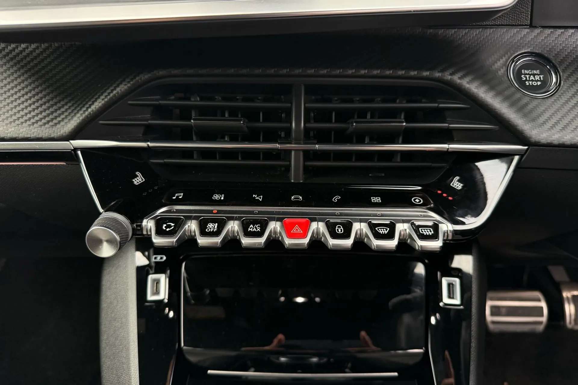 2022 PEUGEOT 2008 2022 PEUGEOT 2008