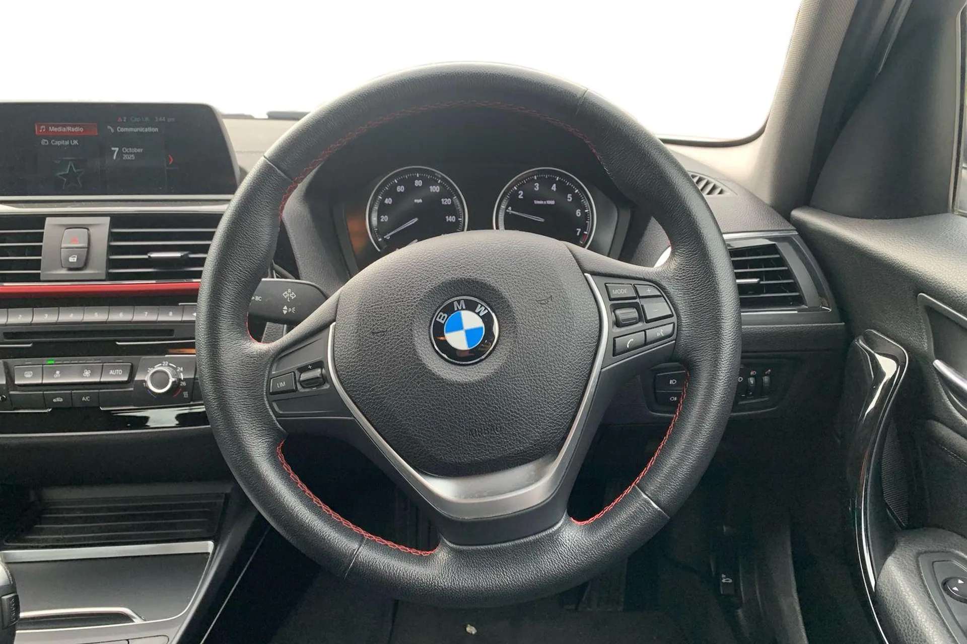 2017 BMW 1 SERIES 2017 BMW 1 SERIES